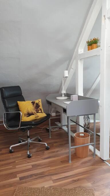 Geschmackvolle 65qm In Nrw Appartement